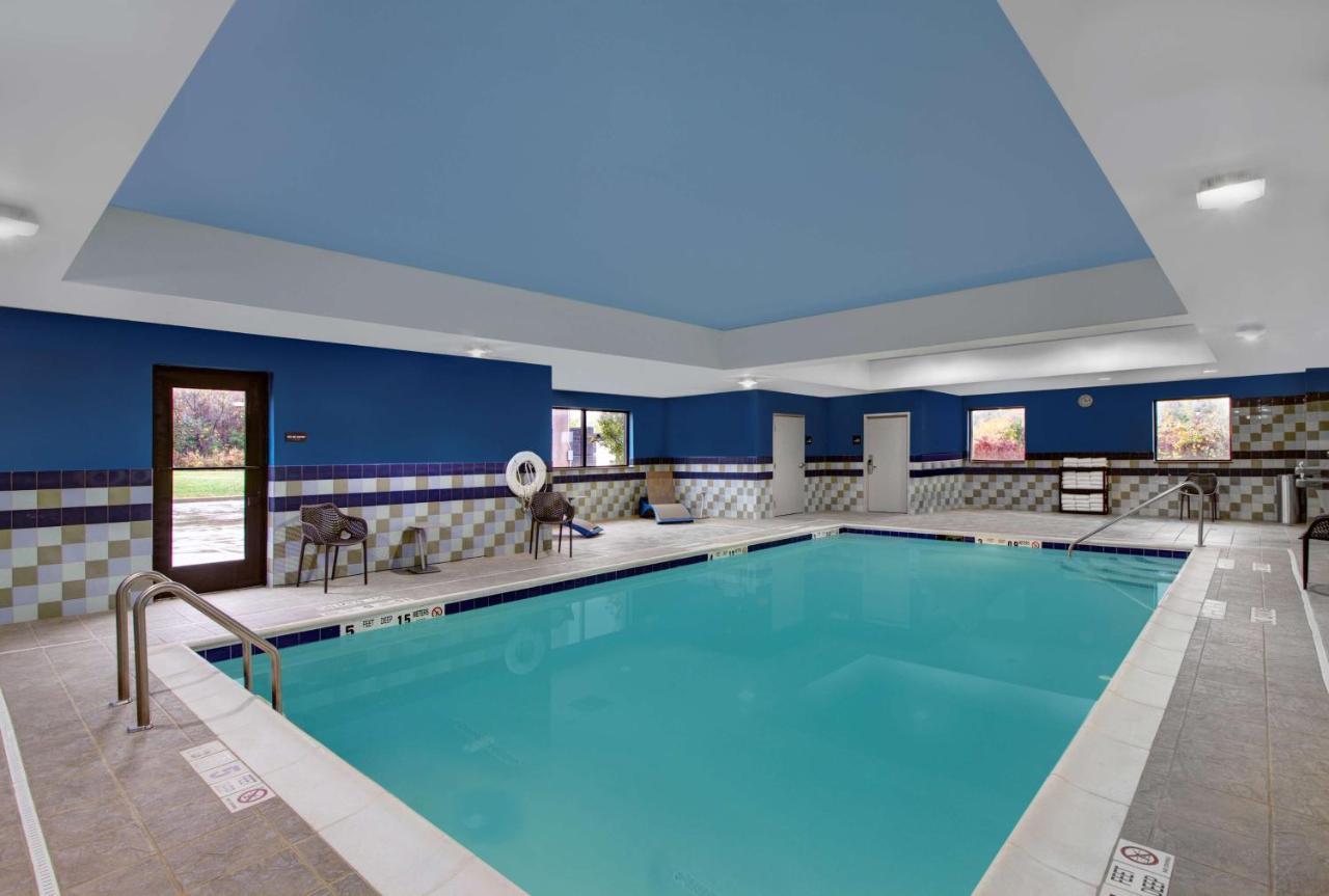 Hampton Inn & Suites By Hilton Syracuse Dewitt East Syracuse Exterior photo