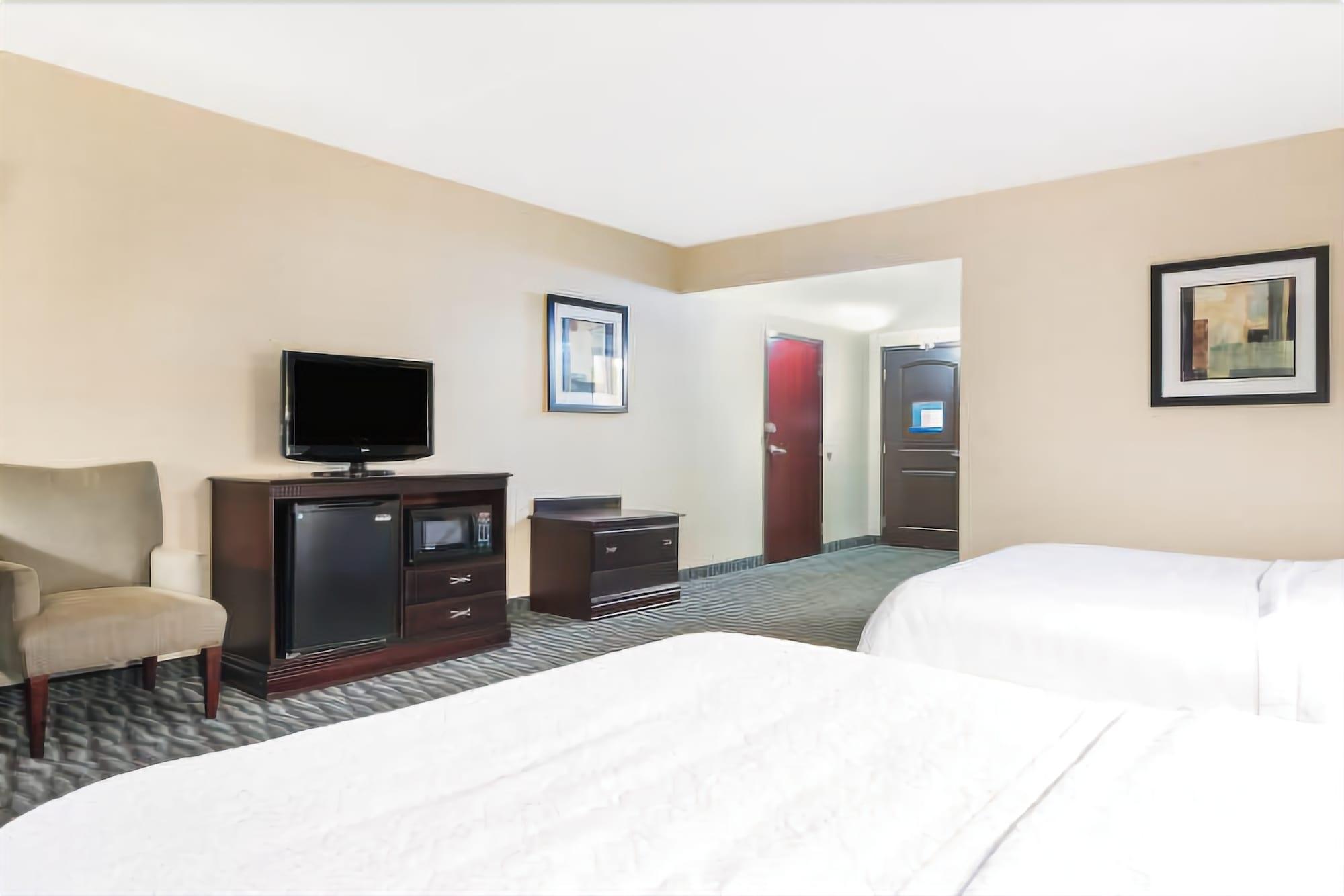 Hampton Inn & Suites By Hilton Syracuse Dewitt East Syracuse Exterior photo