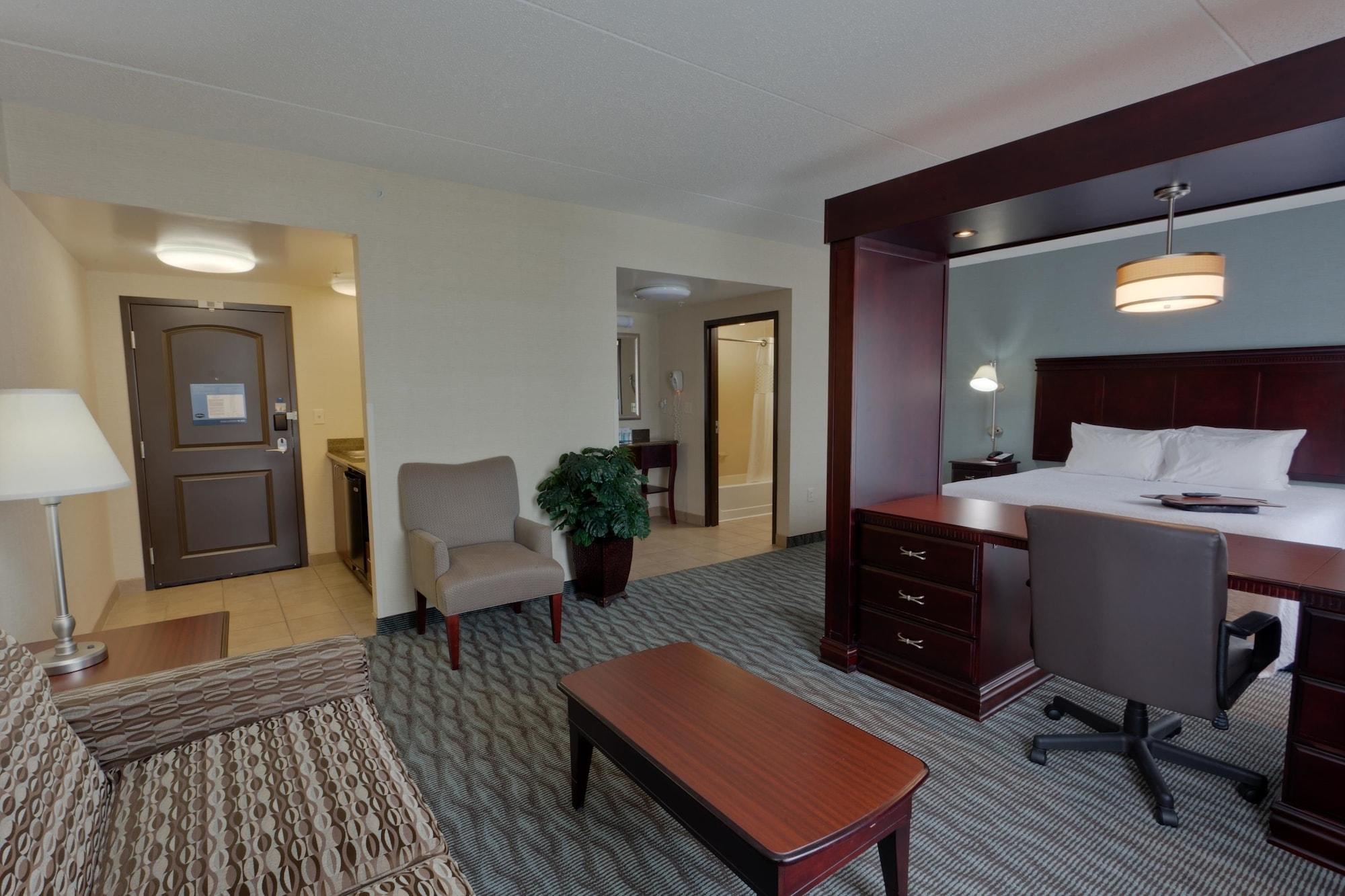 Hampton Inn & Suites By Hilton Syracuse Dewitt East Syracuse Exterior photo